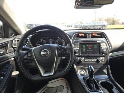 2023 Nissan Maxima Platinum