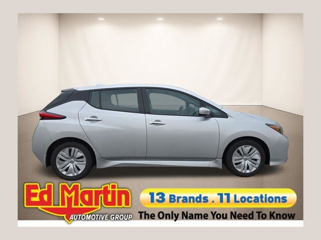 2024 Nissan Leaf S's photo