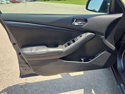 2011 Nissan Altima 3.5 SR