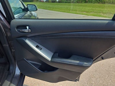 2011 Nissan Altima 3.5 SR