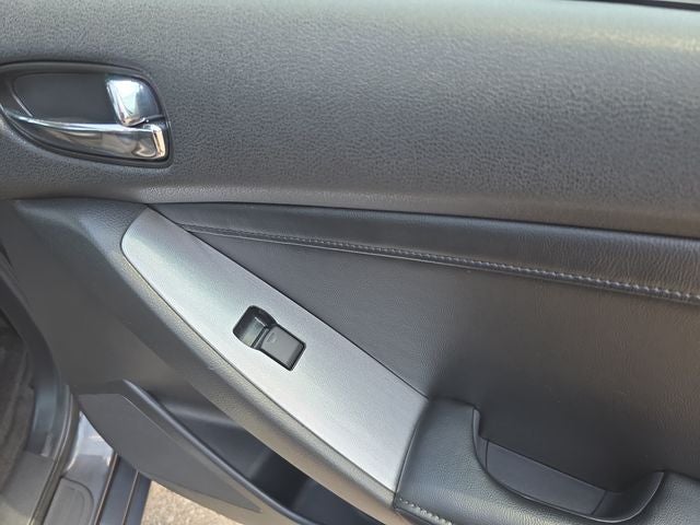 2011 Nissan Altima 3.5 SR