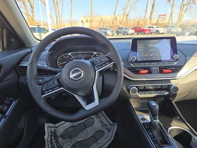 2025 Nissan Altima 2.5 SR