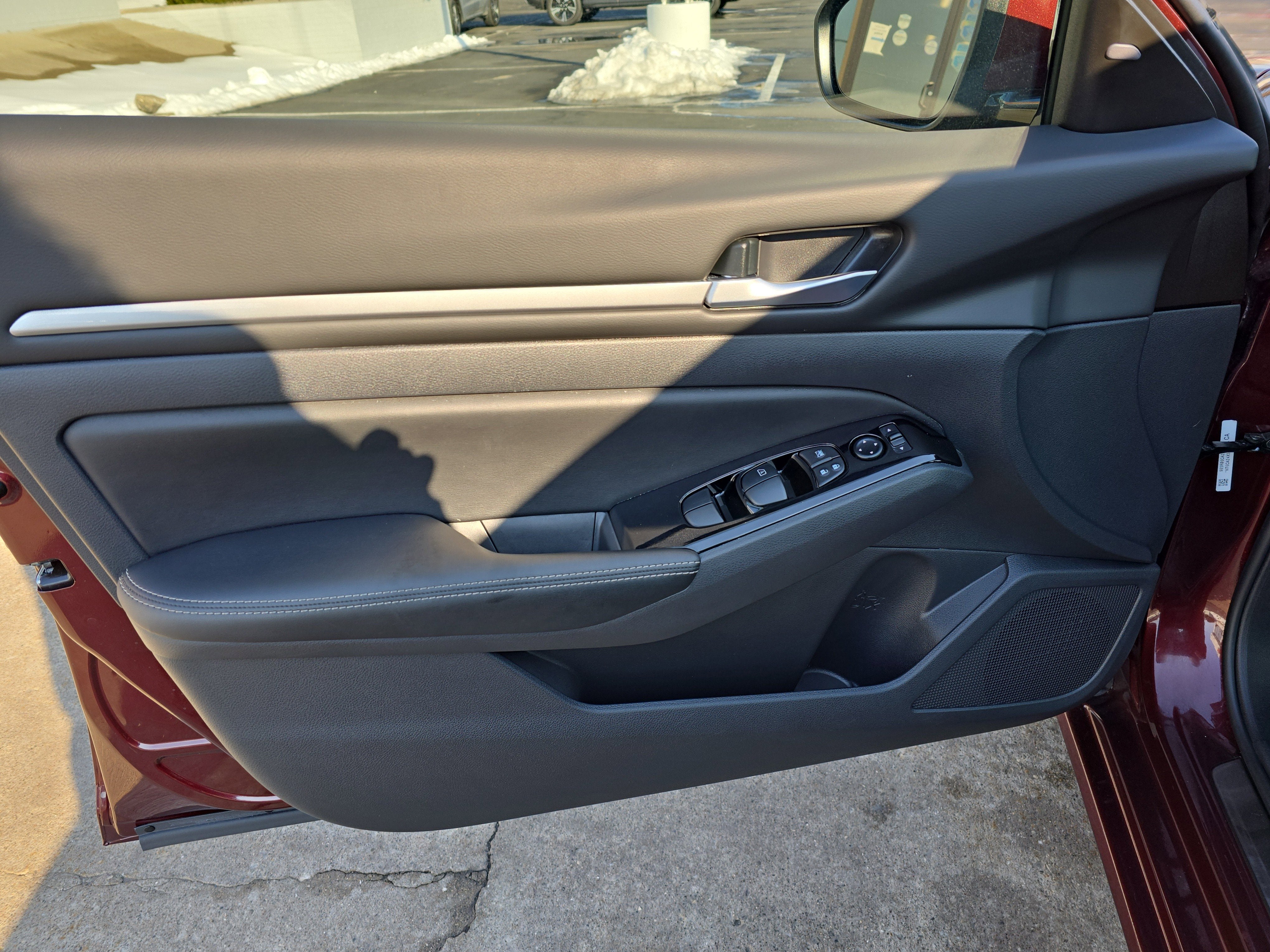 2025 Nissan Altima SL