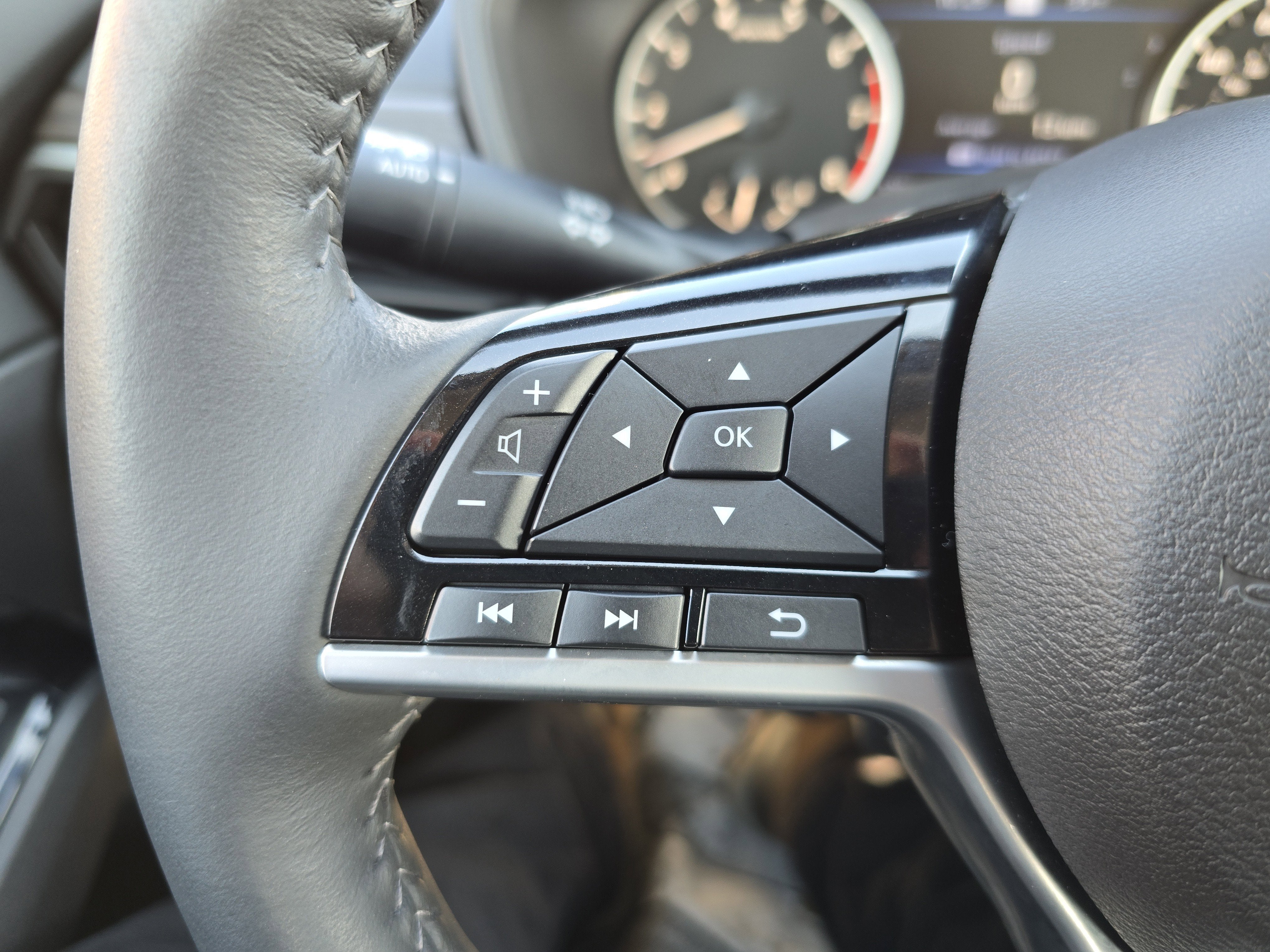 2025 Nissan Altima SL