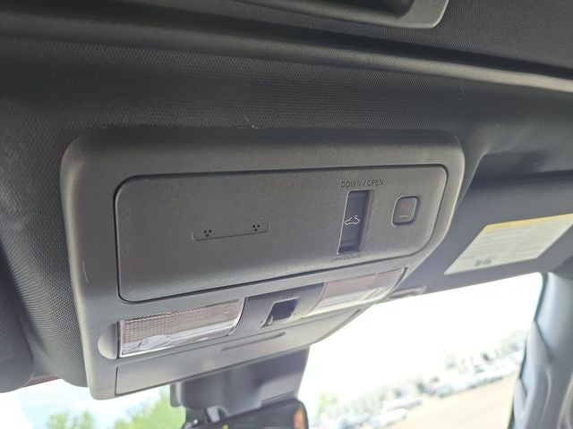 2023 Nissan Frontier PRO-4X PREMIUM