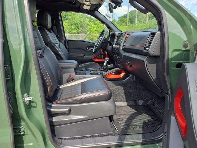 2023 Nissan Frontier PRO-4X PREMIUM