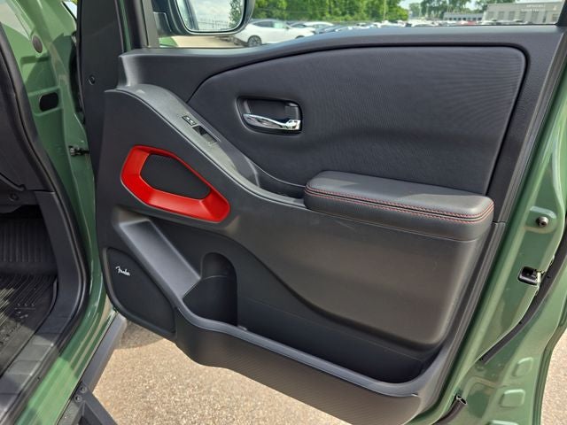2023 Nissan Frontier PRO-4X PREMIUM