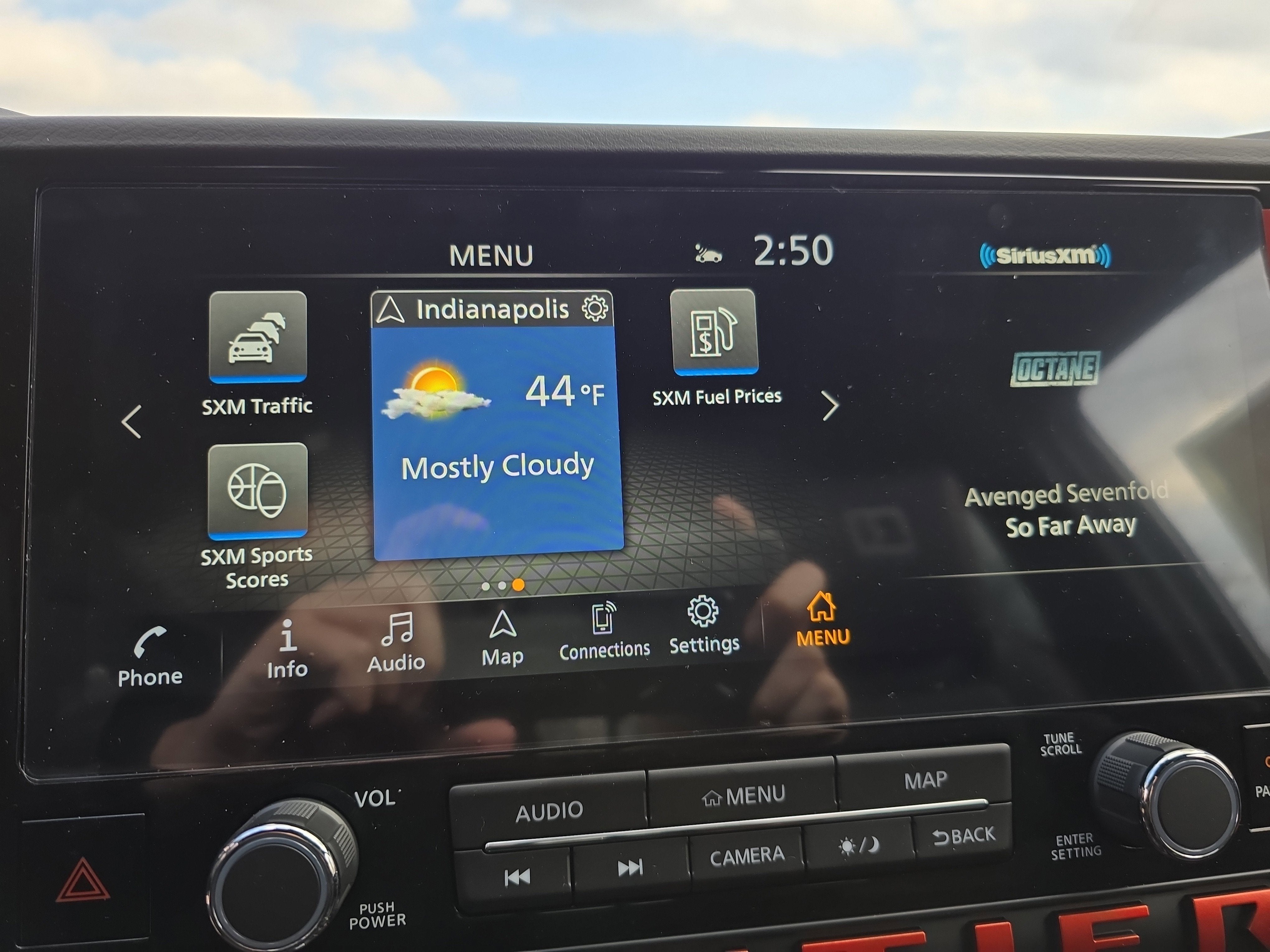 2026 Nissan Frontier PRO-4X with R Package