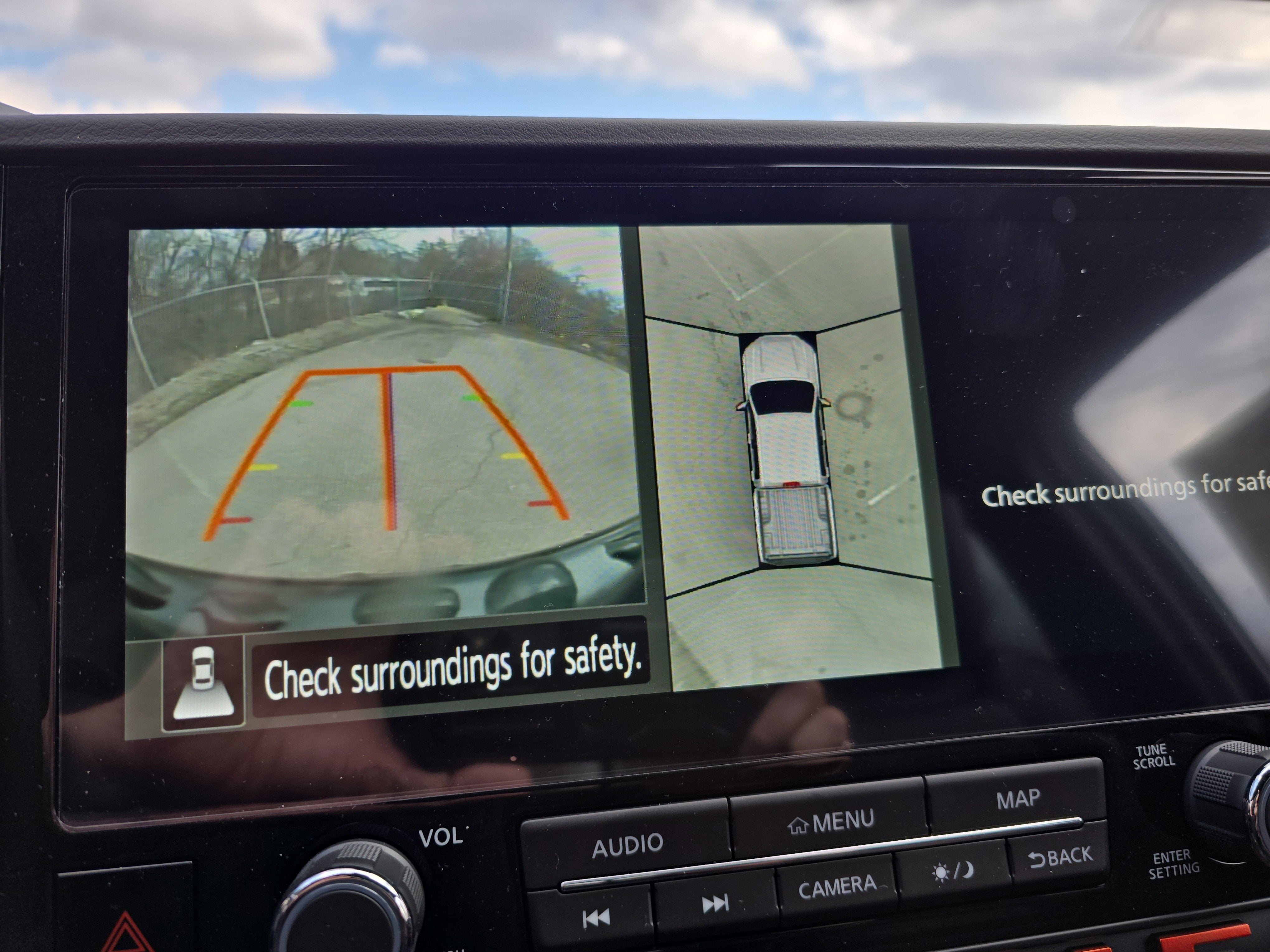 2026 Nissan Frontier PRO-4X with R Package