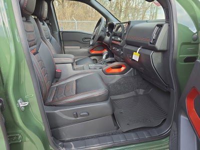 2026 Nissan Frontier PRO-4X with R Package