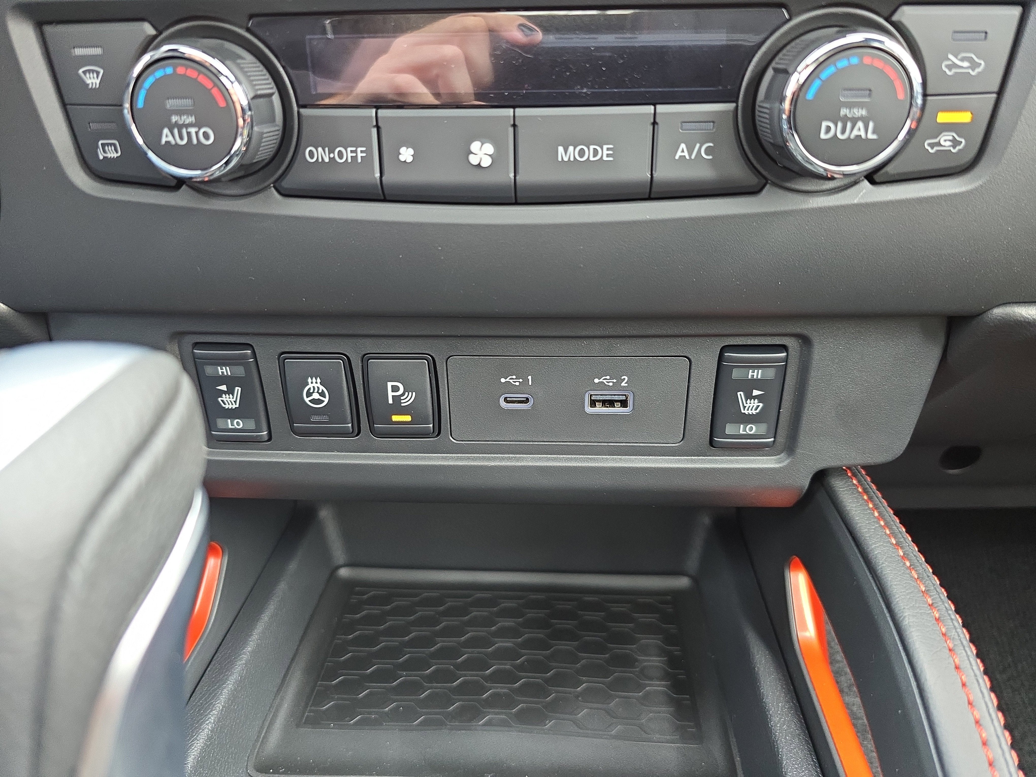 2026 Nissan Frontier PRO-4X with R Package