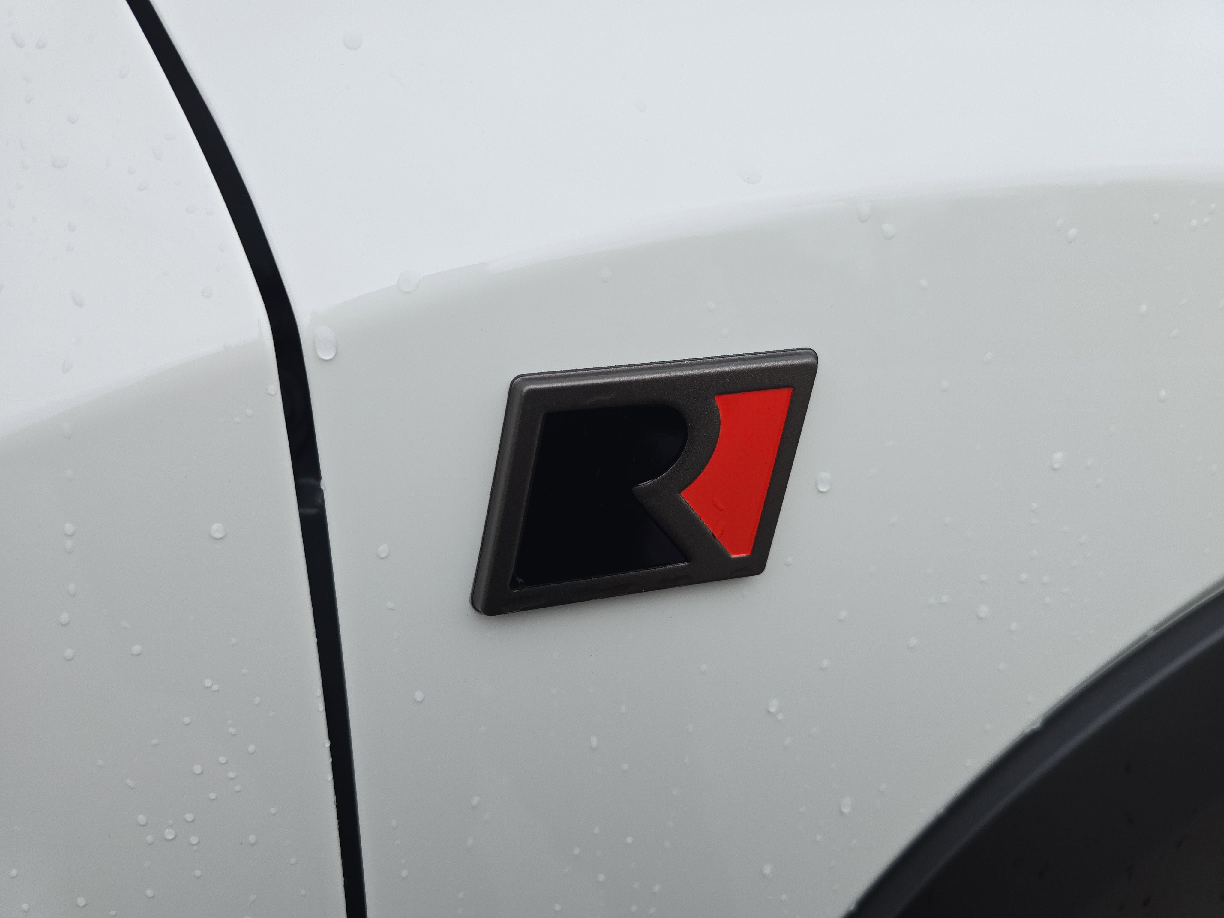 2026 Nissan Frontier PRO-4X with R Package