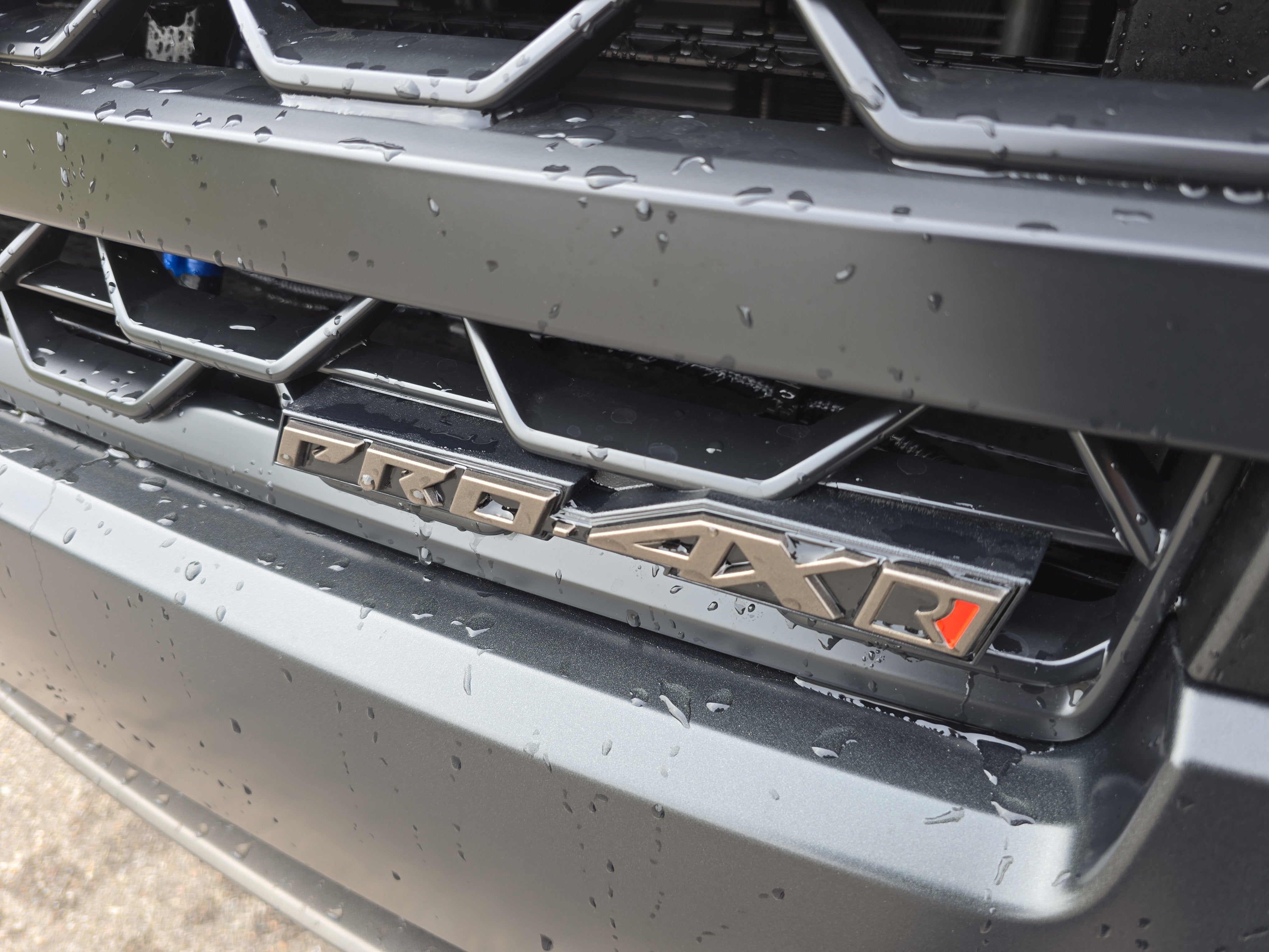 2026 Nissan Frontier PRO-4X with R Package