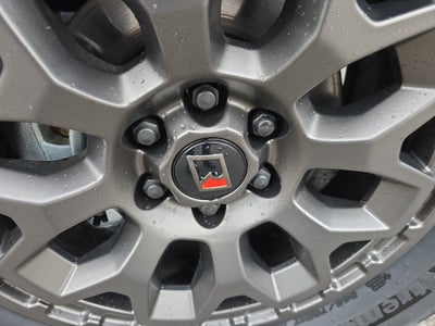 2026 Nissan Frontier PRO-4X with R Package