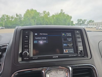 2014 Chrysler Town & Country Touring