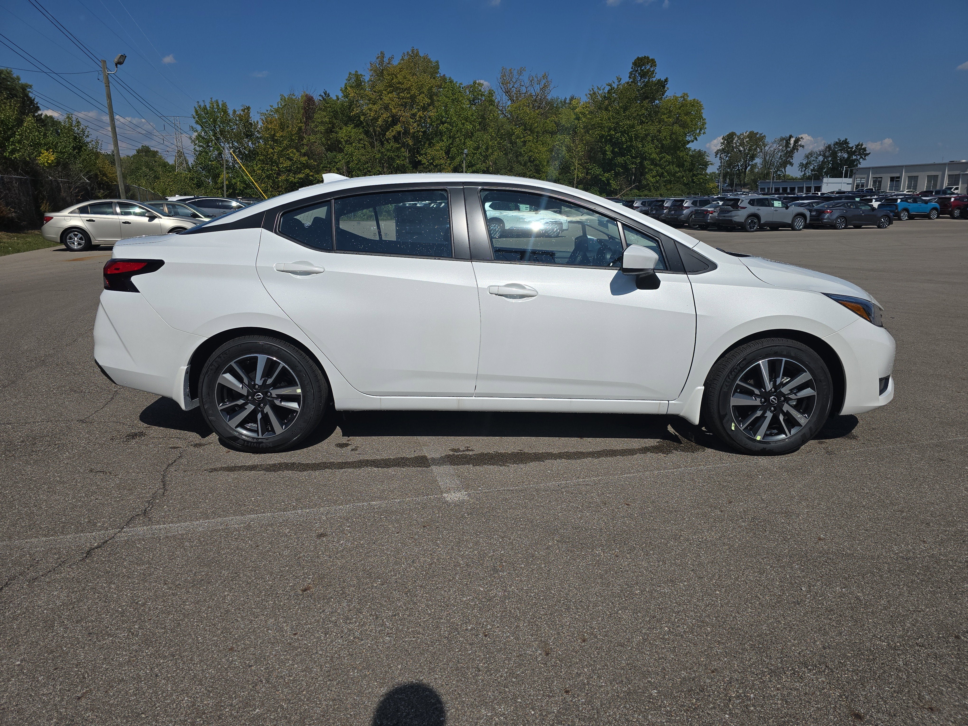 2025 Nissan Versa SV