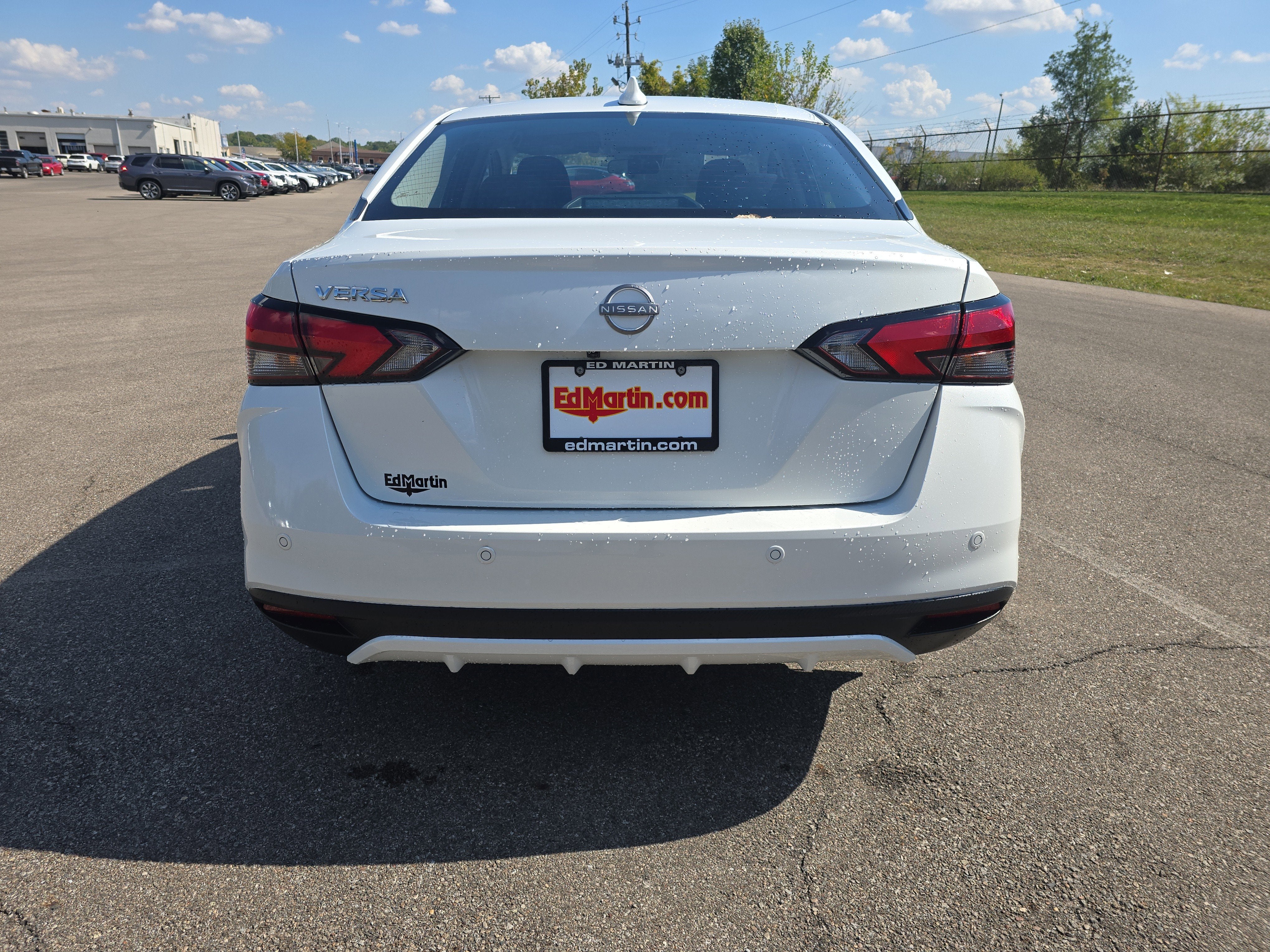 2025 Nissan Versa SV