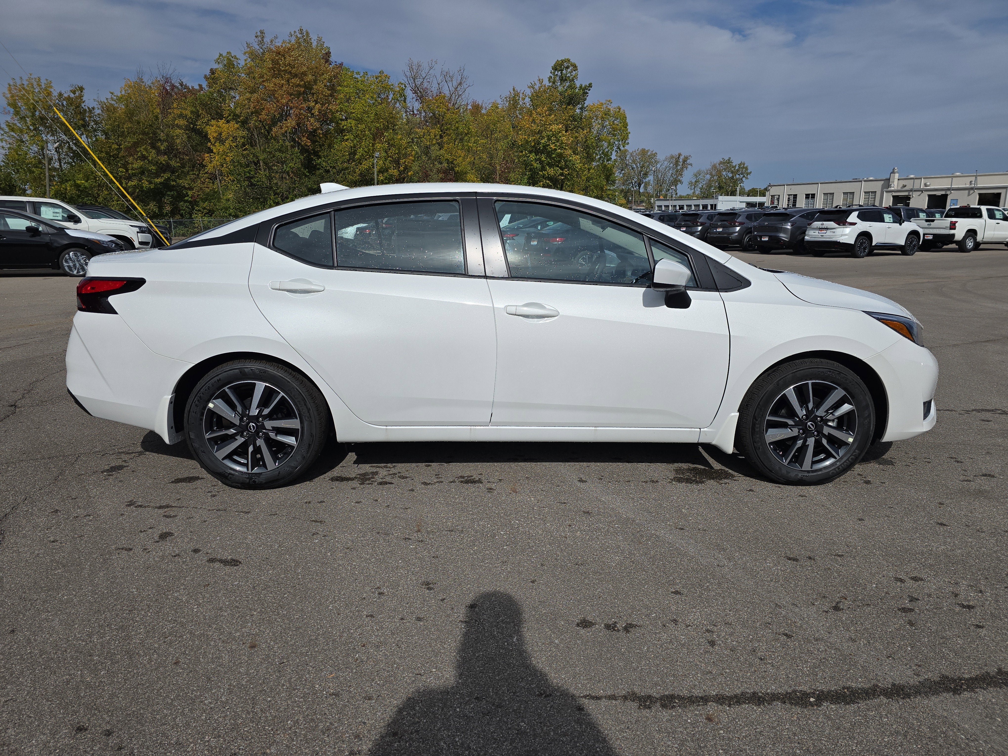 2025 Nissan Versa SV