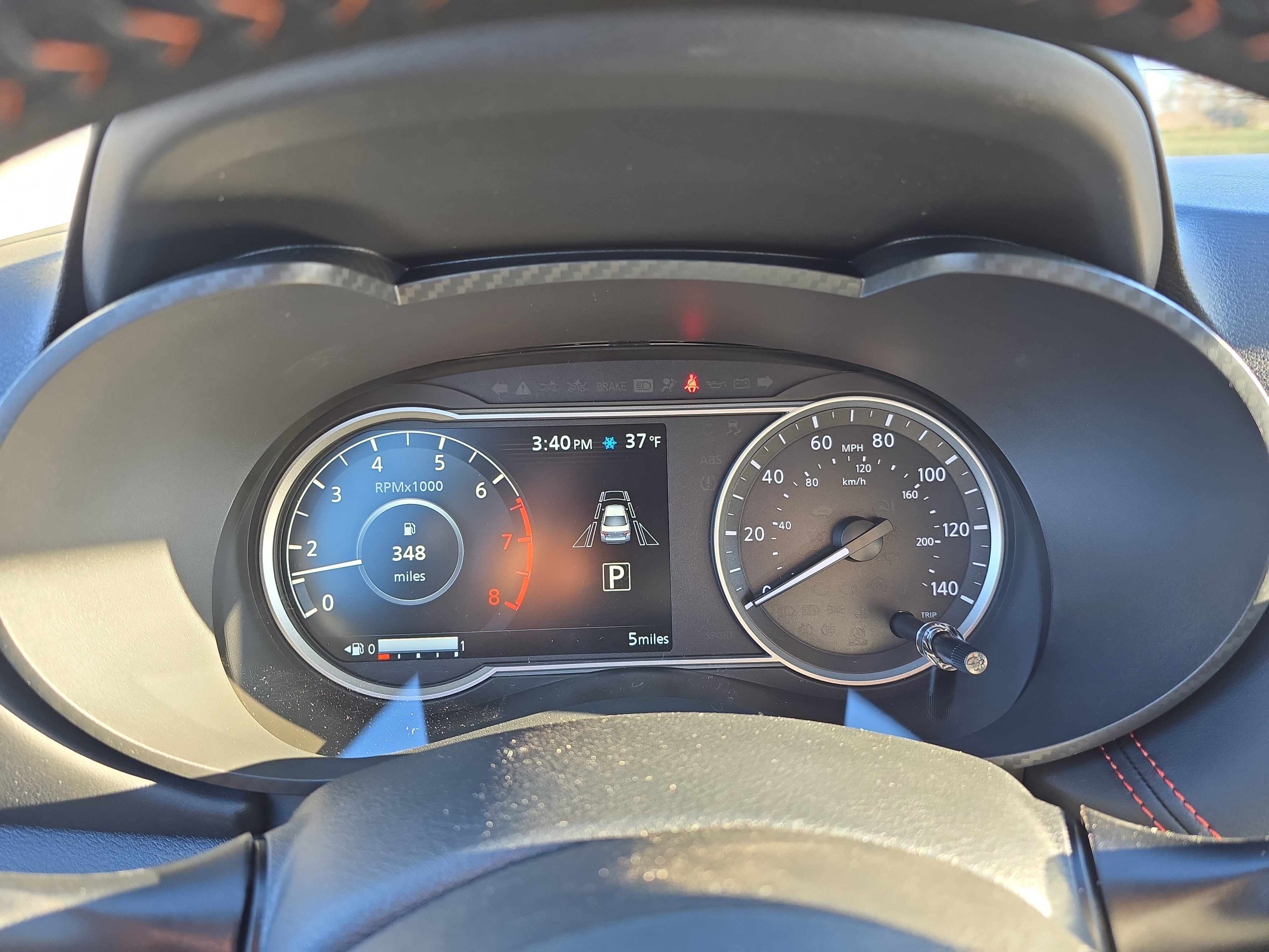 2025 Nissan Versa SR