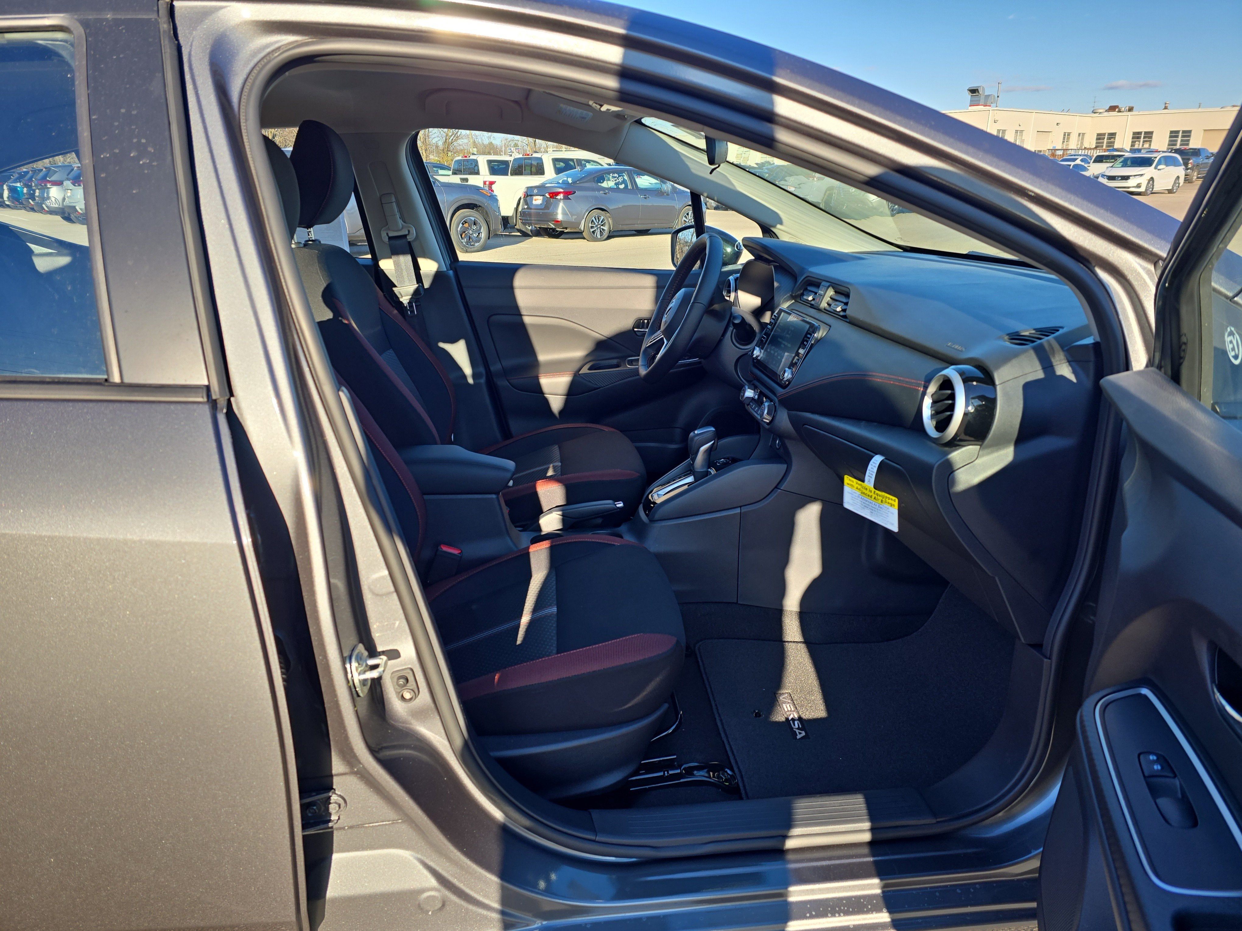 2025 Nissan Versa SR