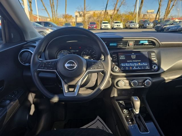 2023 Nissan Kicks SV