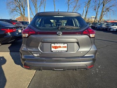 2023 Nissan Kicks SV