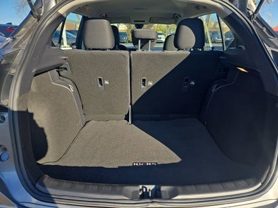 2023 Nissan Kicks SV