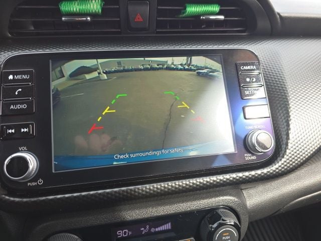 2022 Nissan Kicks SV