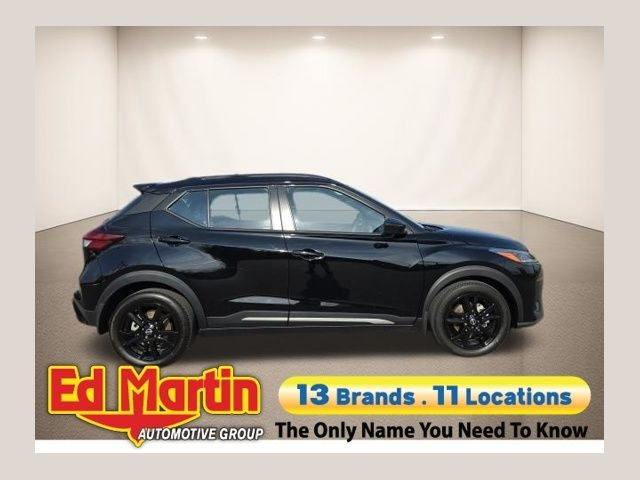 2023 Nissan Kicks SR
