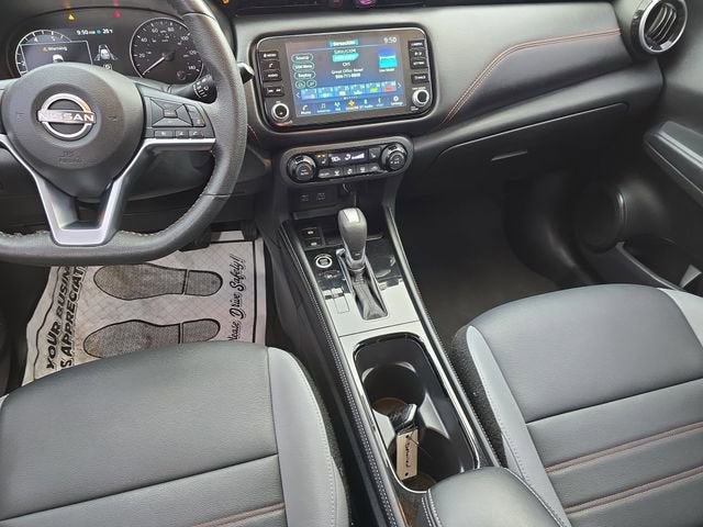 2024 Nissan Kicks SR