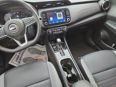 2022 Nissan Kicks SR
