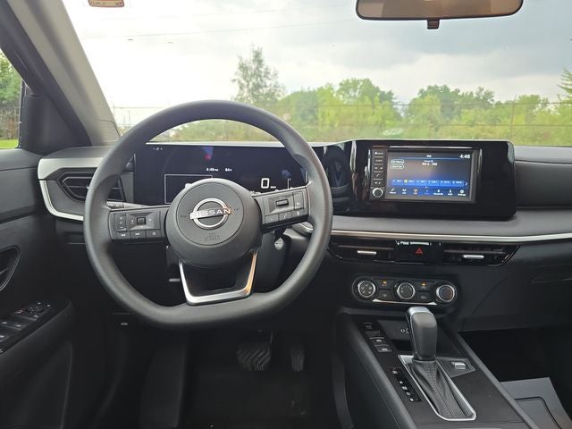 2025 Nissan Kicks S