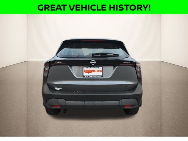2025 Nissan Kicks S