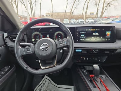 2025 Nissan Kicks SR