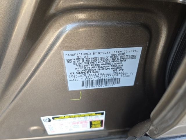 2025 Nissan Kicks SR