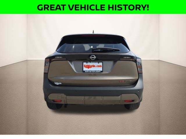 2025 Nissan Kicks SR