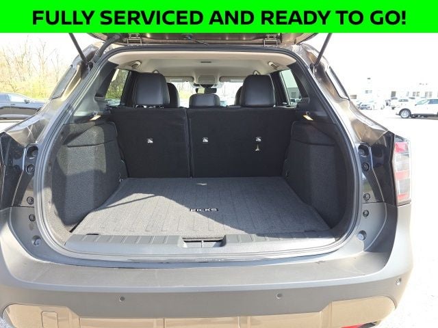 2025 Nissan Kicks SR