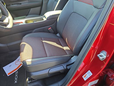 2026 Nissan Kicks SR