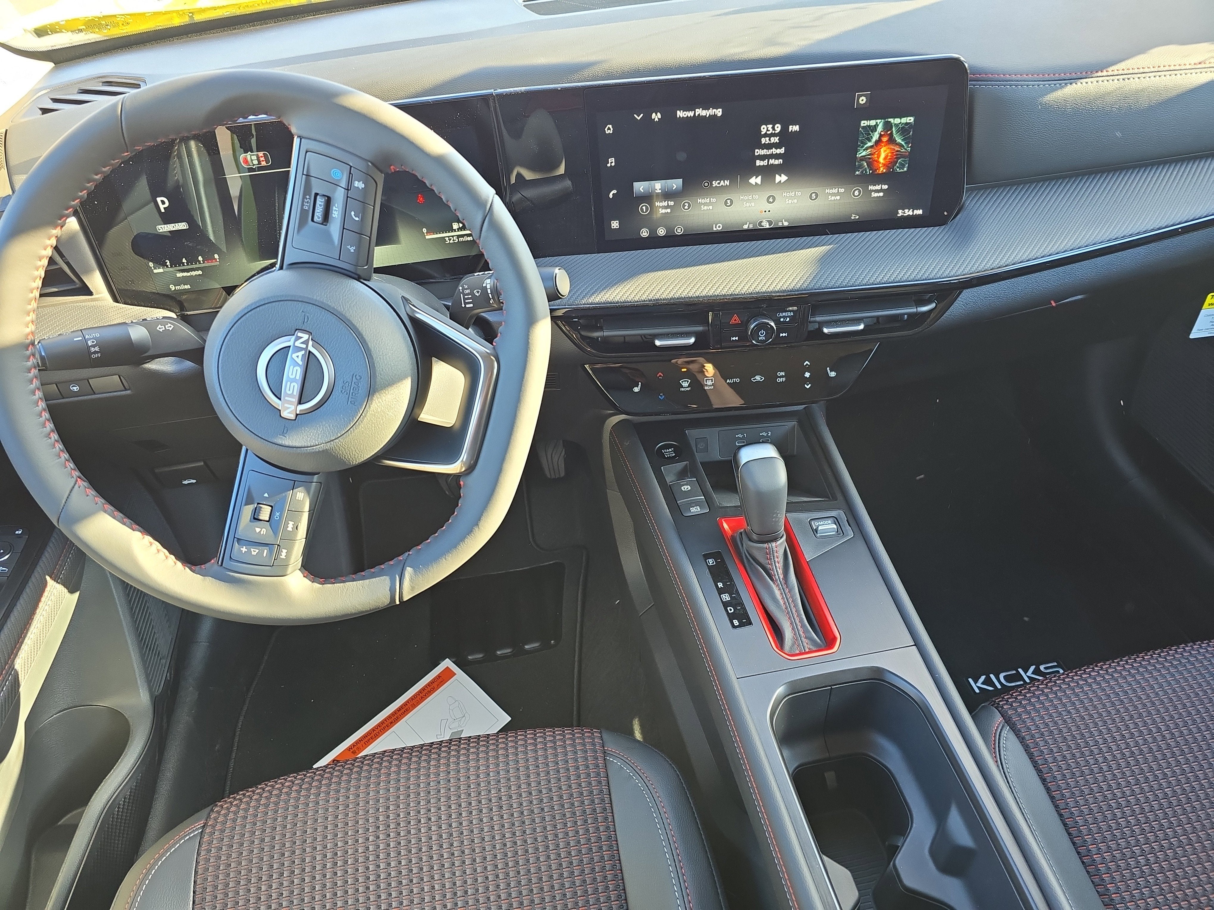 2026 Nissan Kicks SR