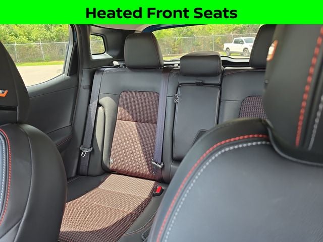 2025 Nissan Kicks SR PREMIUM