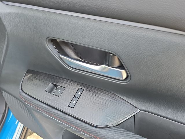 2025 Nissan Kicks SR PREMIUM