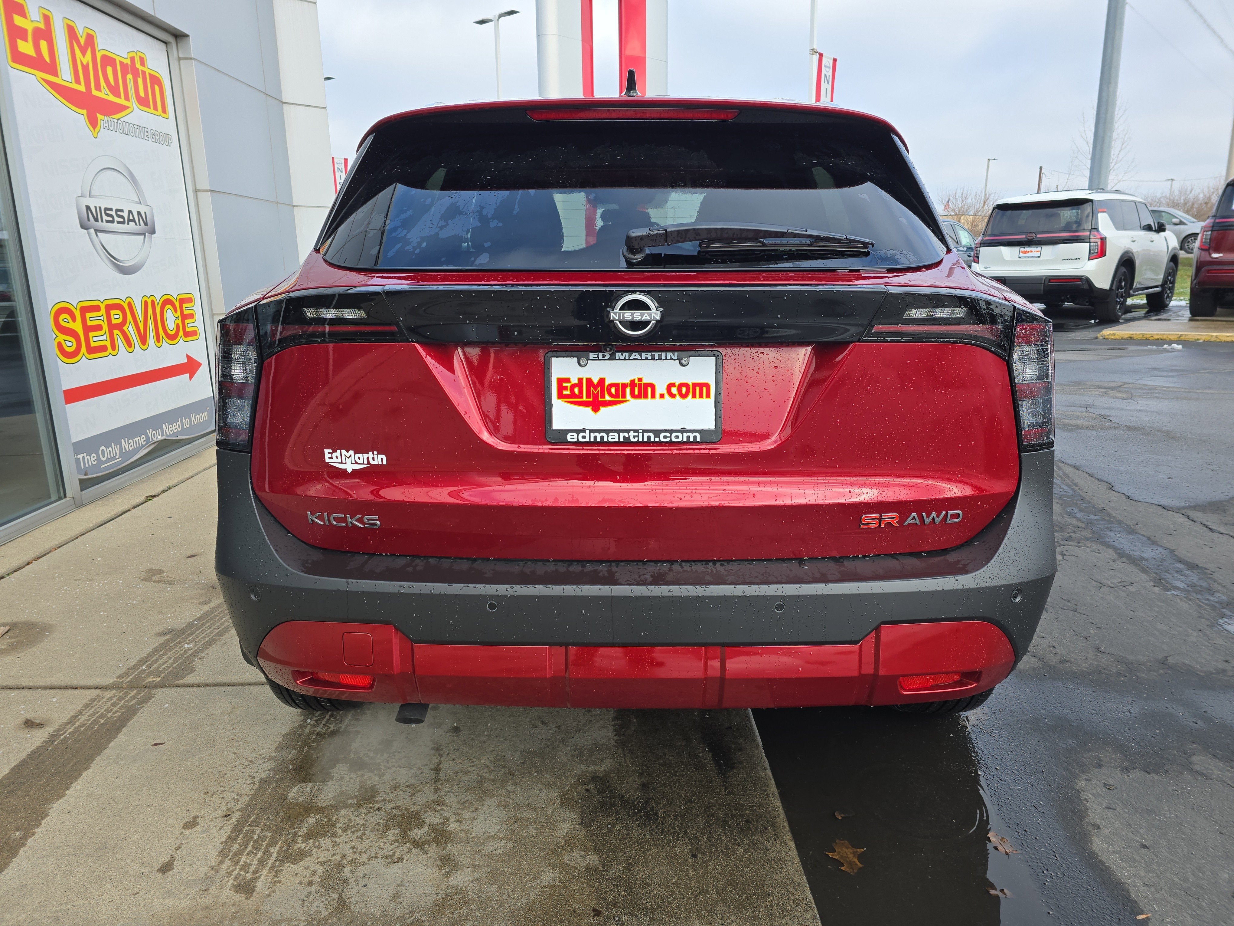 2026 Nissan Kicks SR