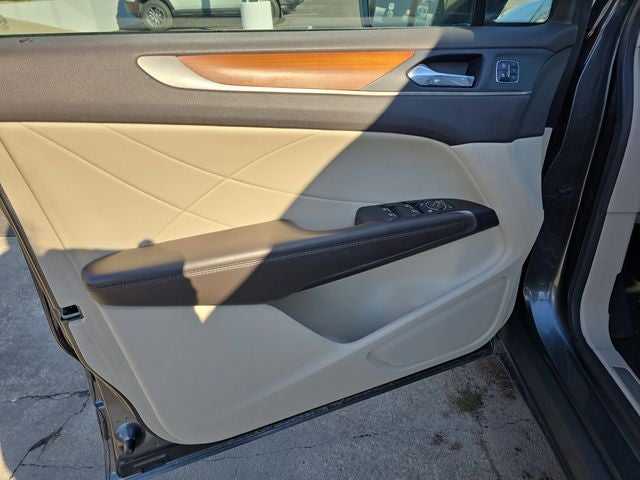 2017 Lincoln MKC Select