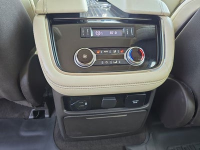2021 Lincoln Navigator L Black Label