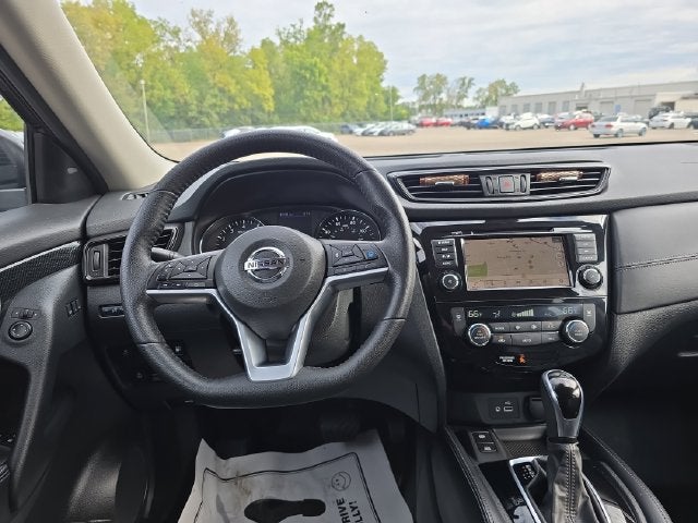 2020 Nissan Rogue SL