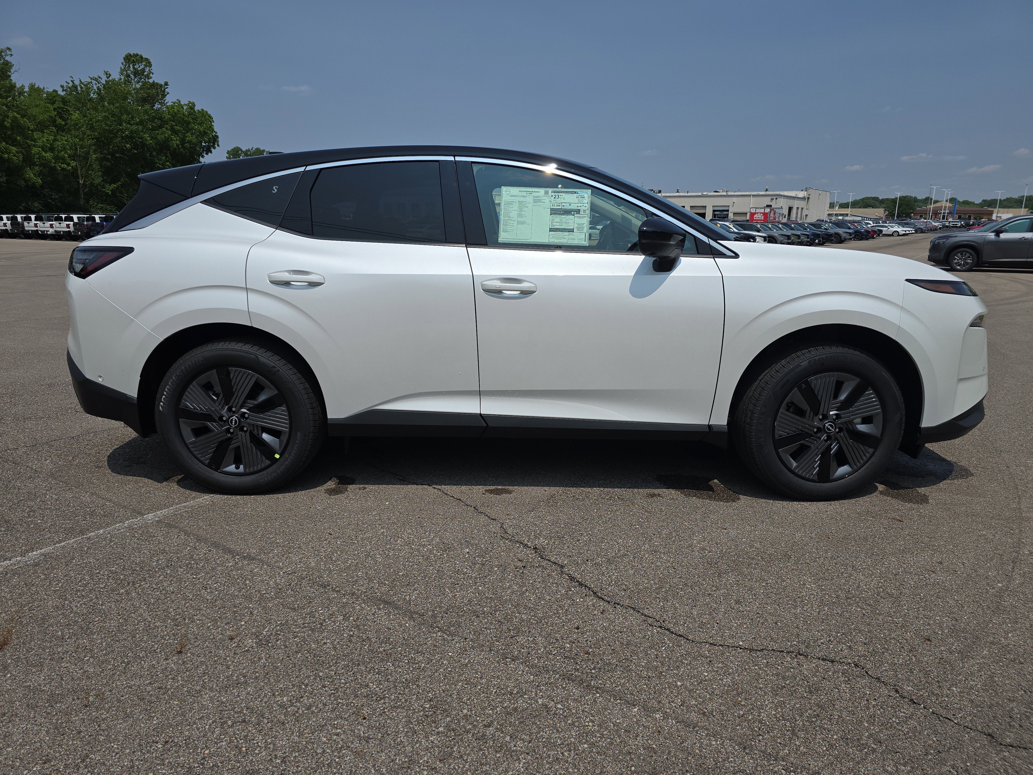 2025 Nissan Murano SL