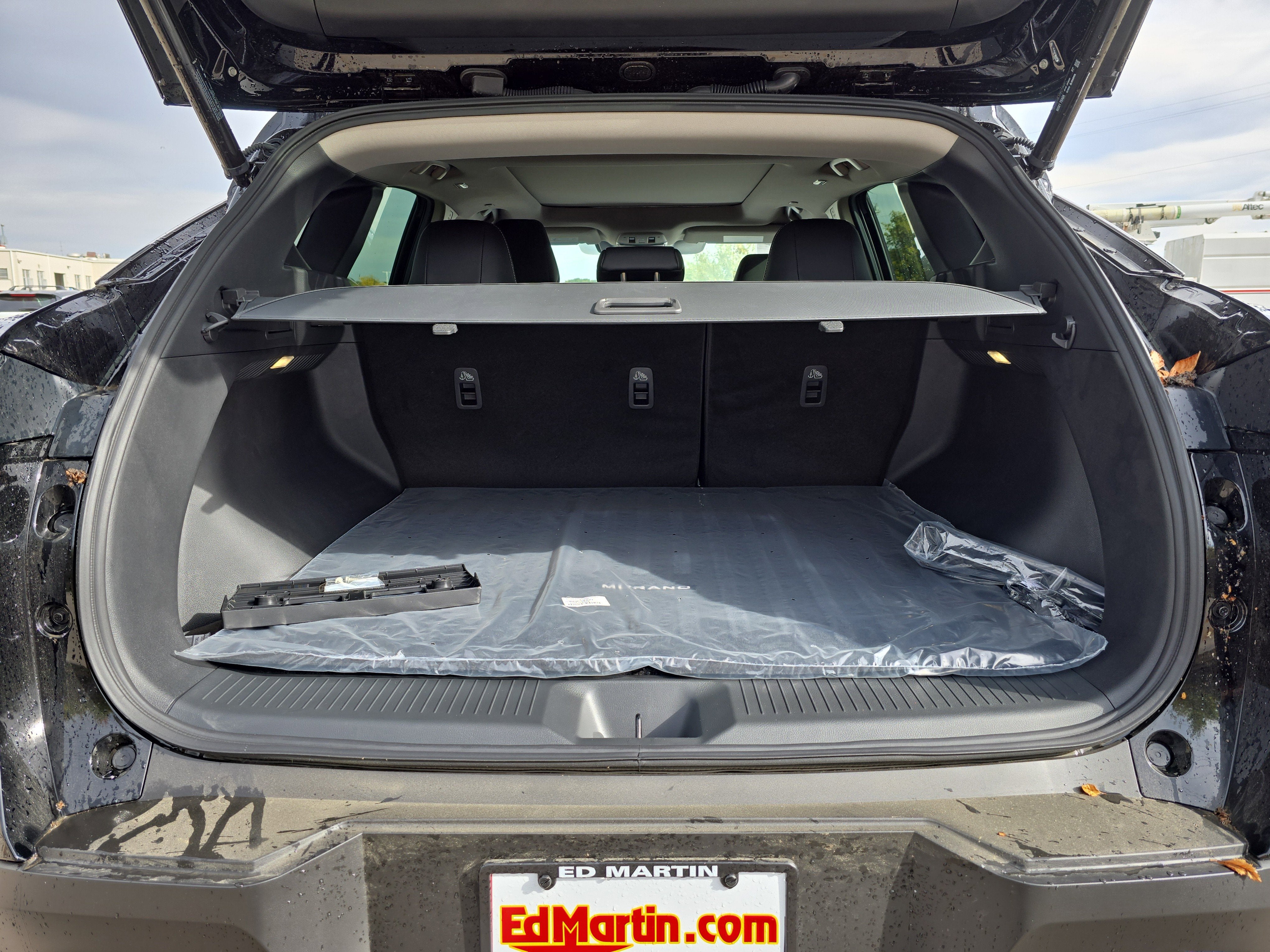 2025 Nissan Murano SL