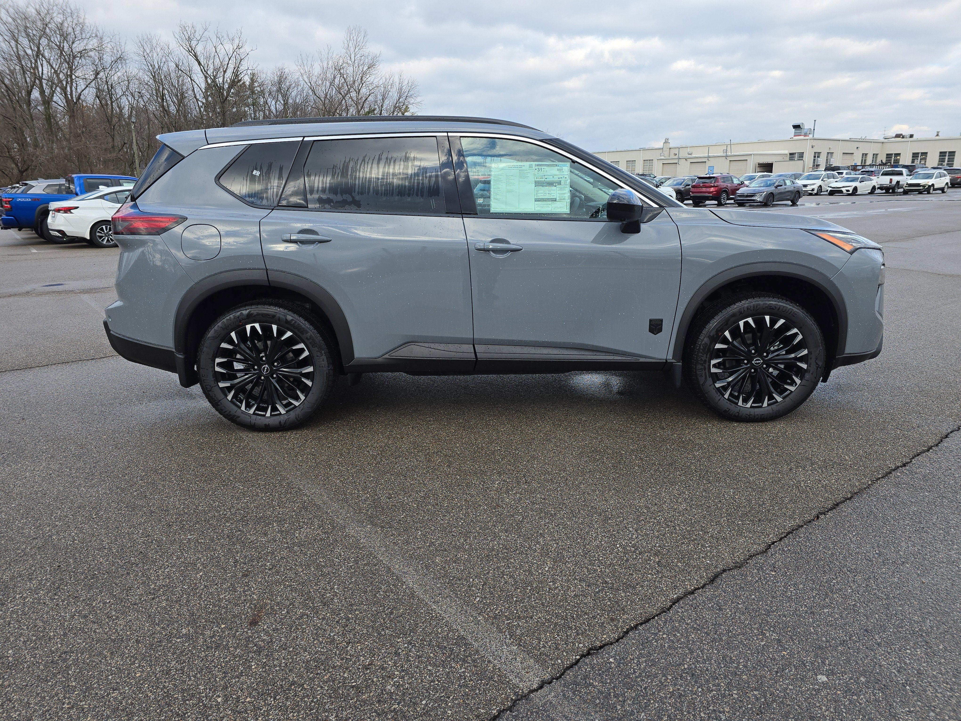 2026 Nissan Rogue Dark Armor