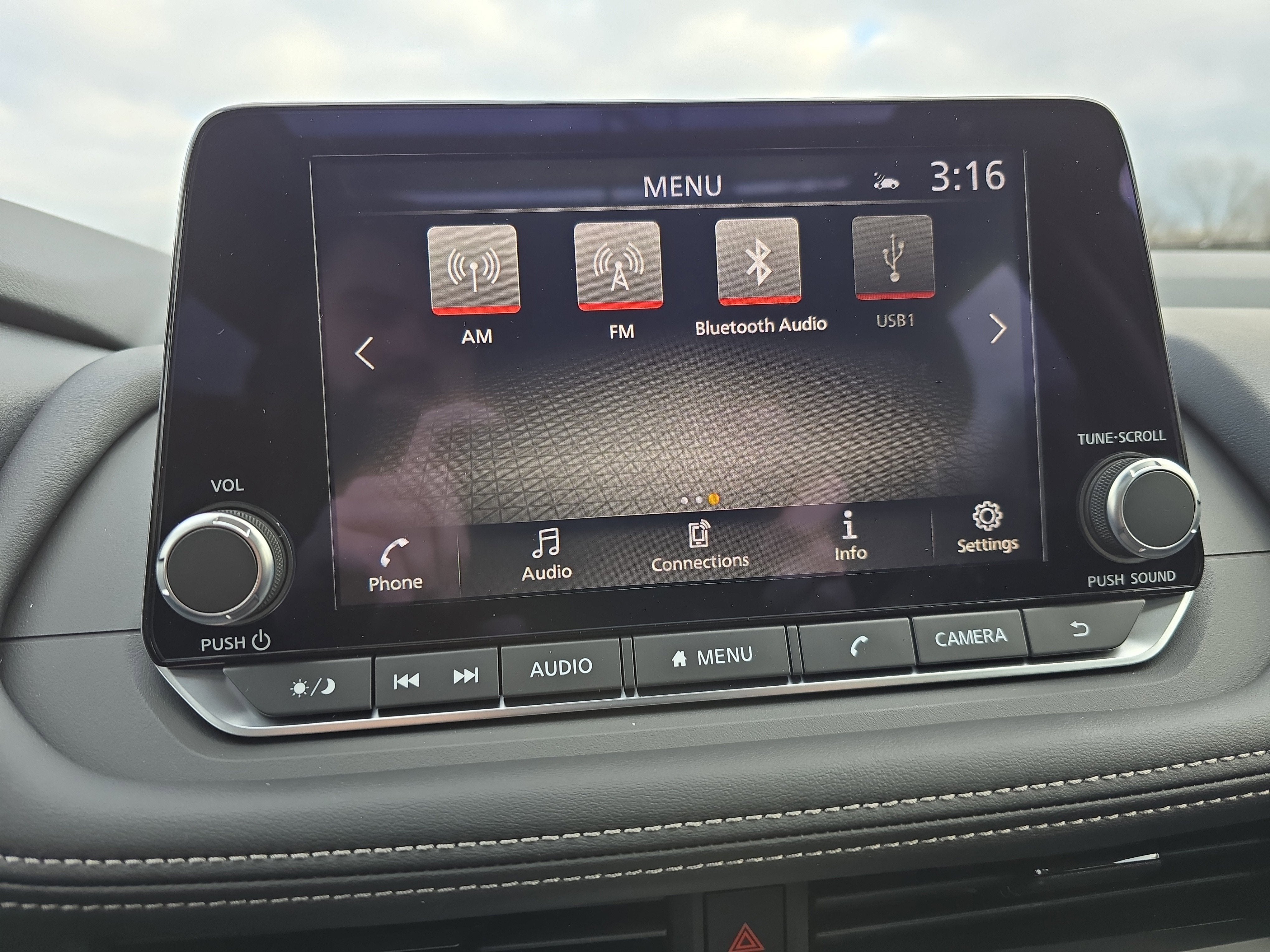 2026 Nissan Rogue Dark Armor