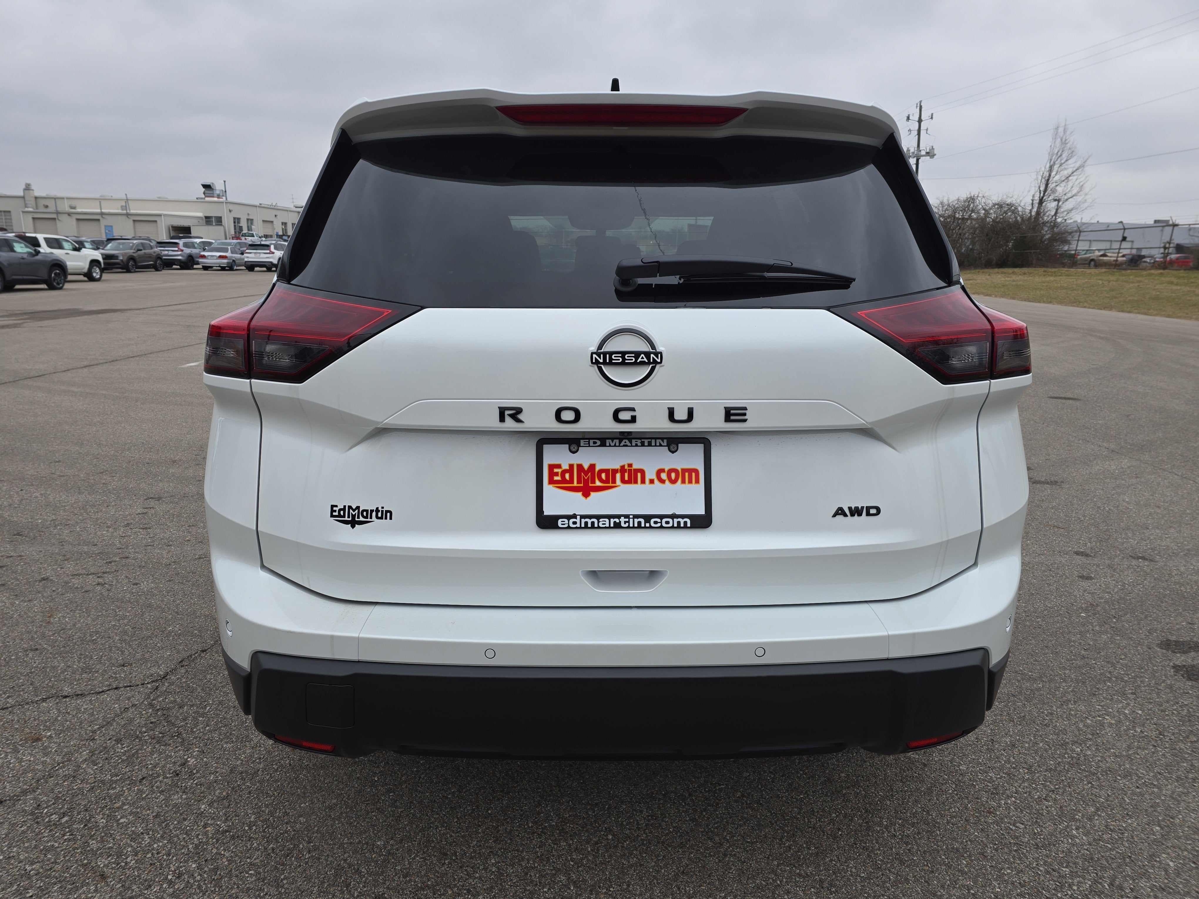 2026 Nissan Rogue Dark Armor